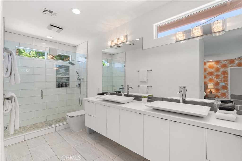 La Quinta Cove* - Residential