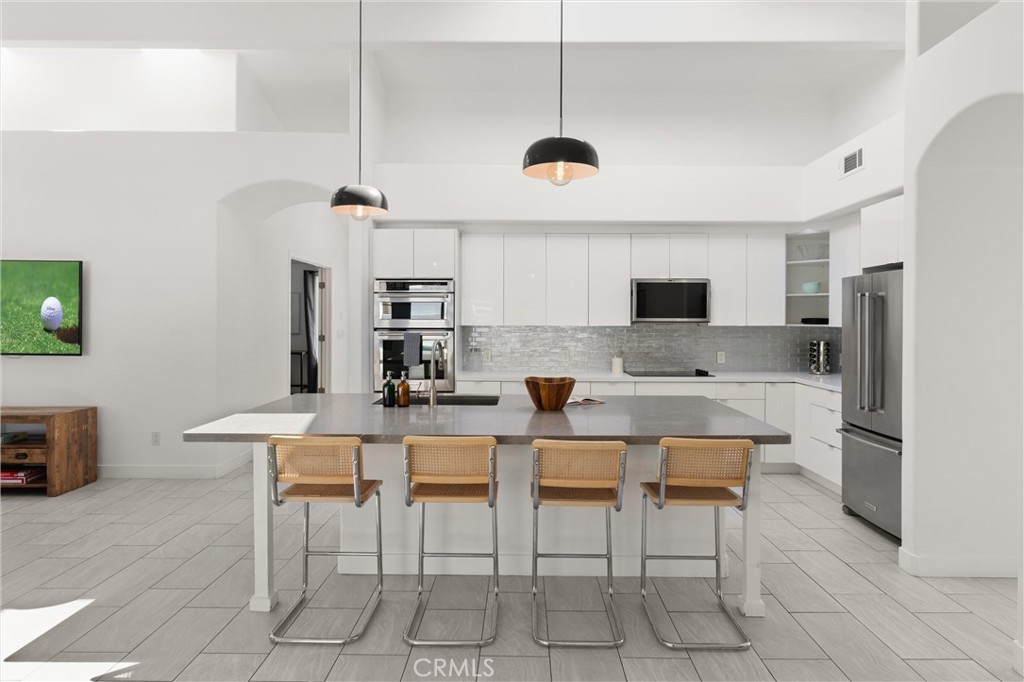 La Quinta Cove* - Residential