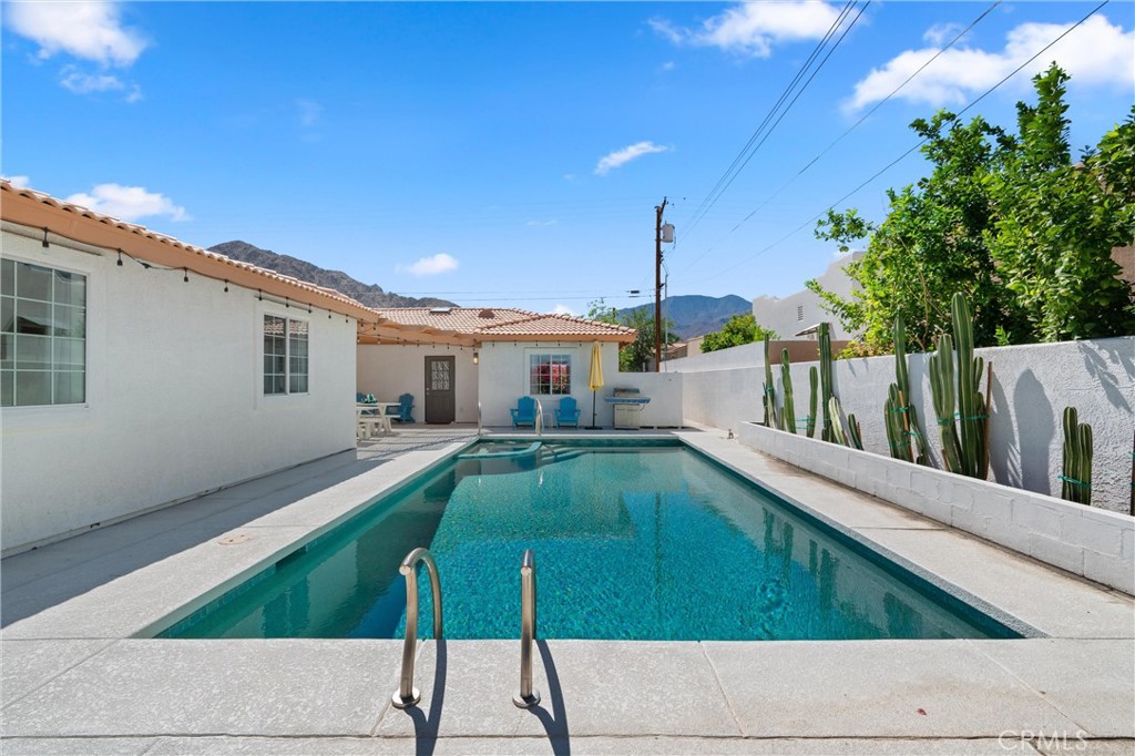 La Quinta Cove* - Residential