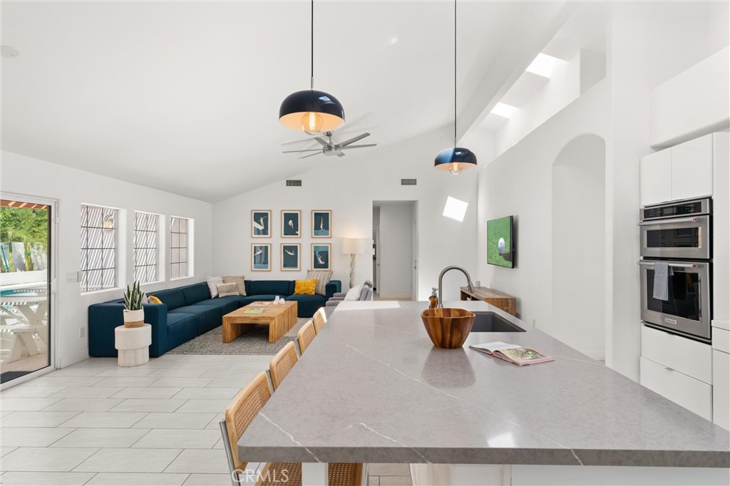 La Quinta Cove* - Residential