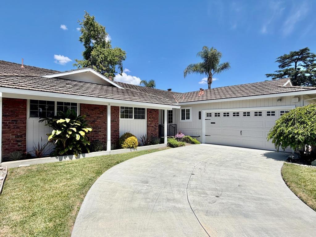 365 Sara Avenue