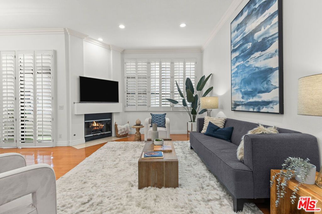 Photo of 11636 Montana Avenue #107, Los Angeles, CA 90049 (MLS # 26656111)