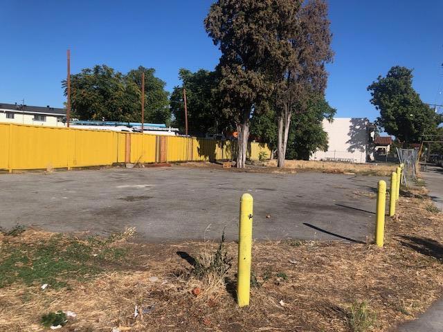 1016 S Almaden Avenue