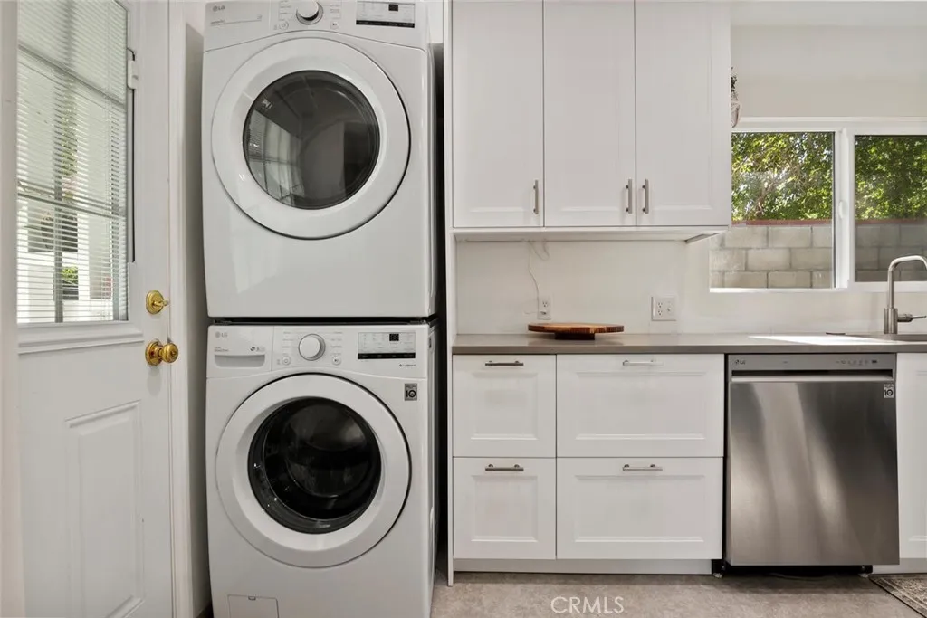 Lancaster, California 93534, United States, 3 Bedrooms Bedrooms, ,1 BathroomBathrooms,Residential,Active,169337