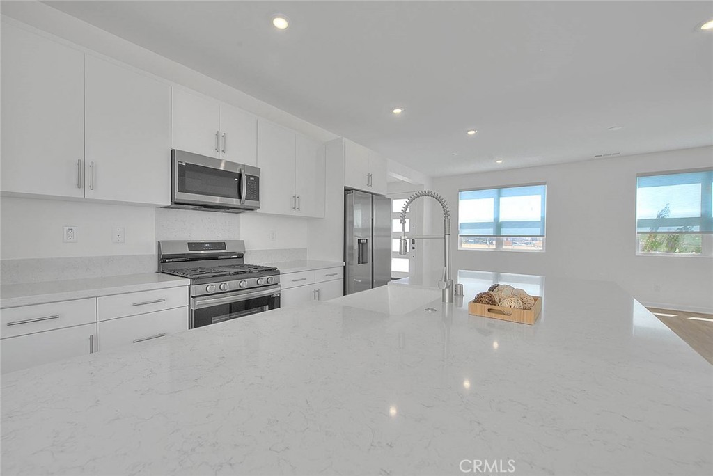 15820 Caterpillar Drive