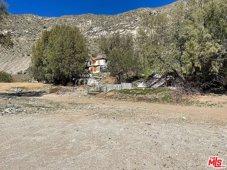 12571 Capra Road