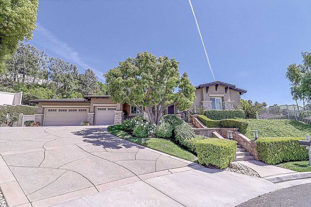 7630 E Spotted Pony Lane