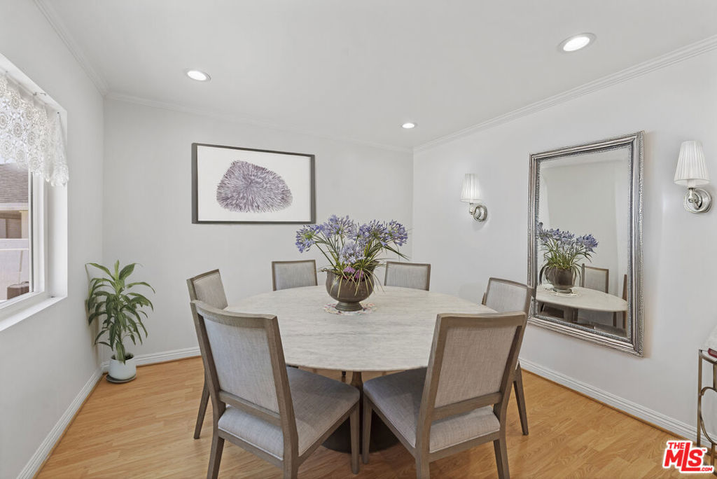 1430 N Dominion Avenue