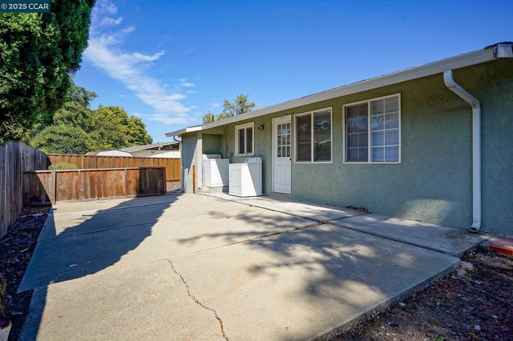 GLENBROOK HGHTS - Residential