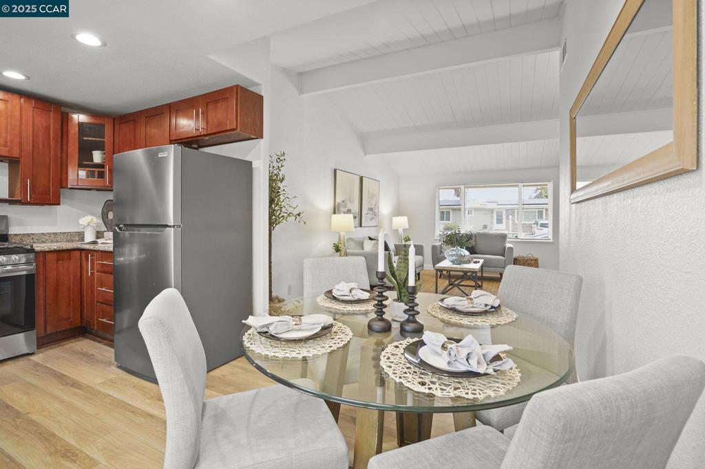 GLENBROOK HGHTS - Residential