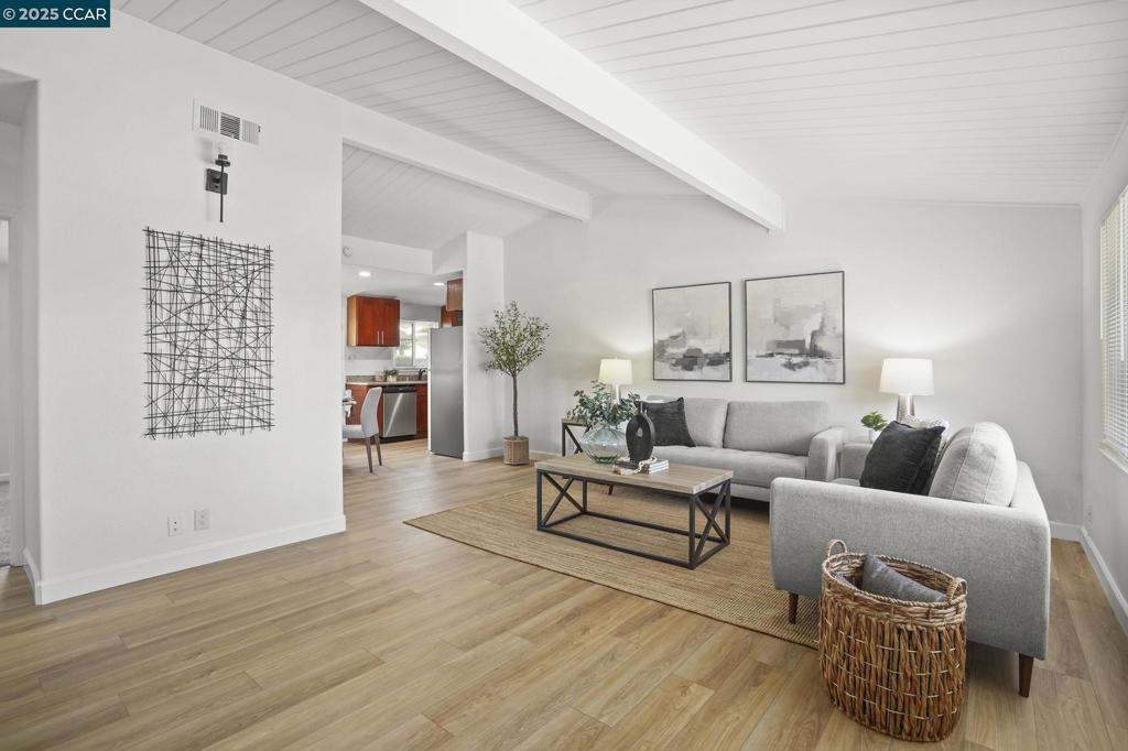 GLENBROOK HGHTS - Residential