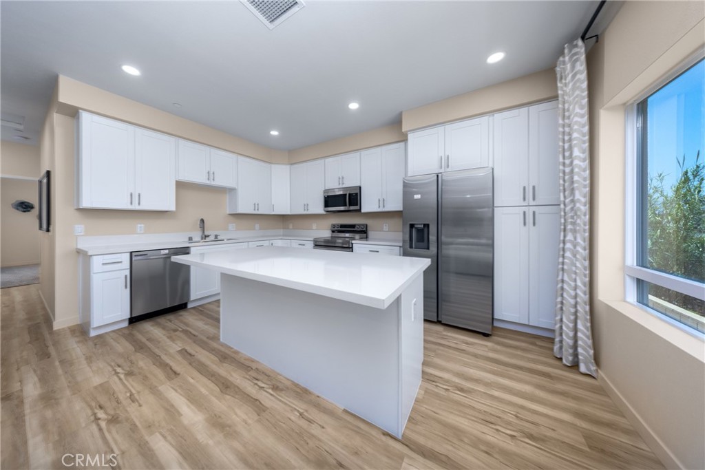 8183 Amerena Way
