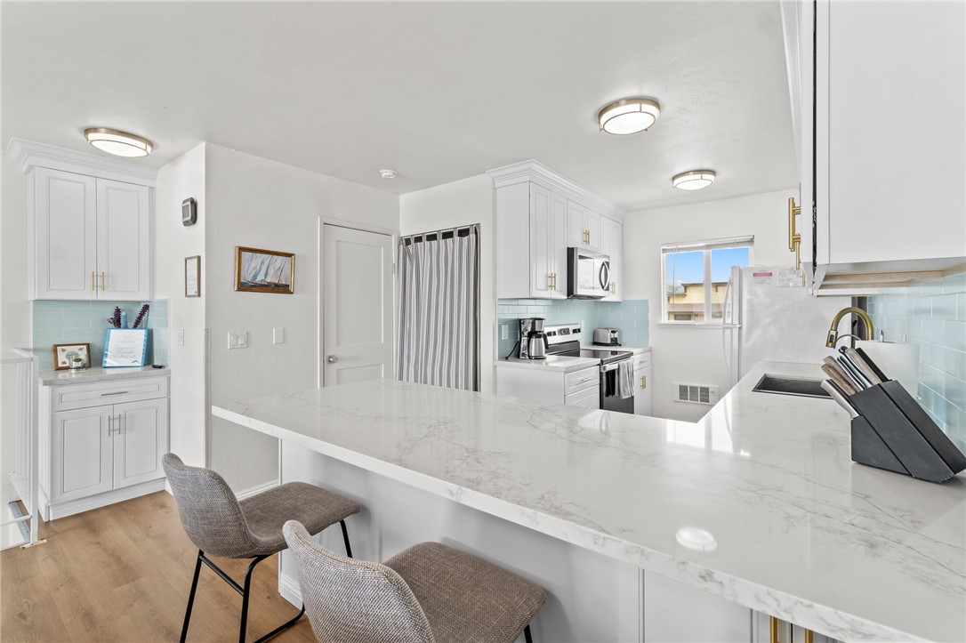 77 N Ocean Avenue 12