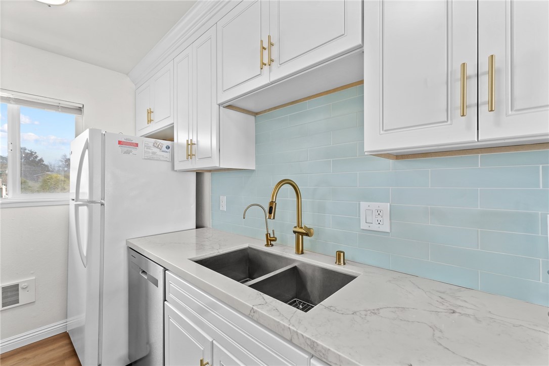 77 N Ocean Avenue 12