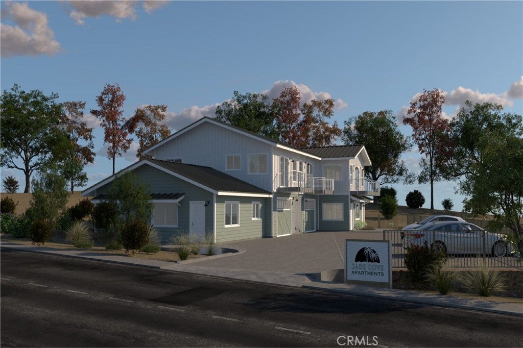 541 Atascadero