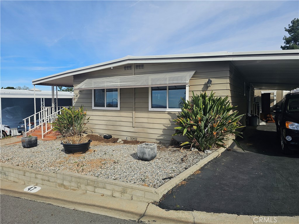 12151 Fremont 47