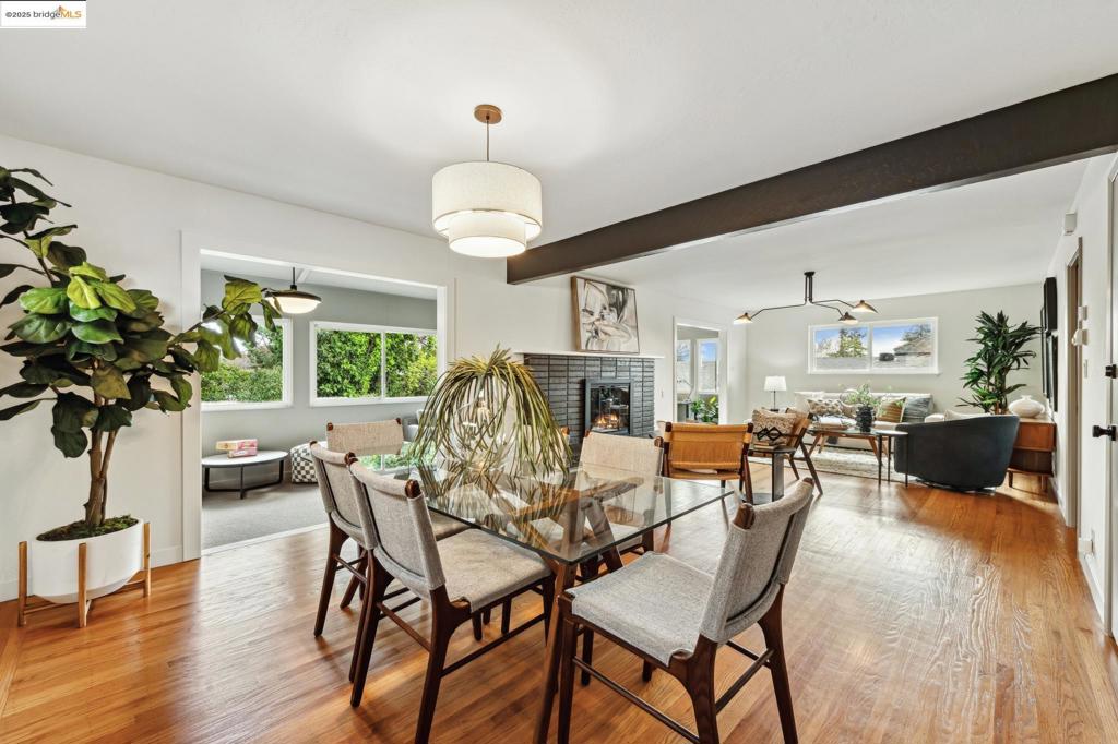 LINCOLN HIGHLAND - Residential