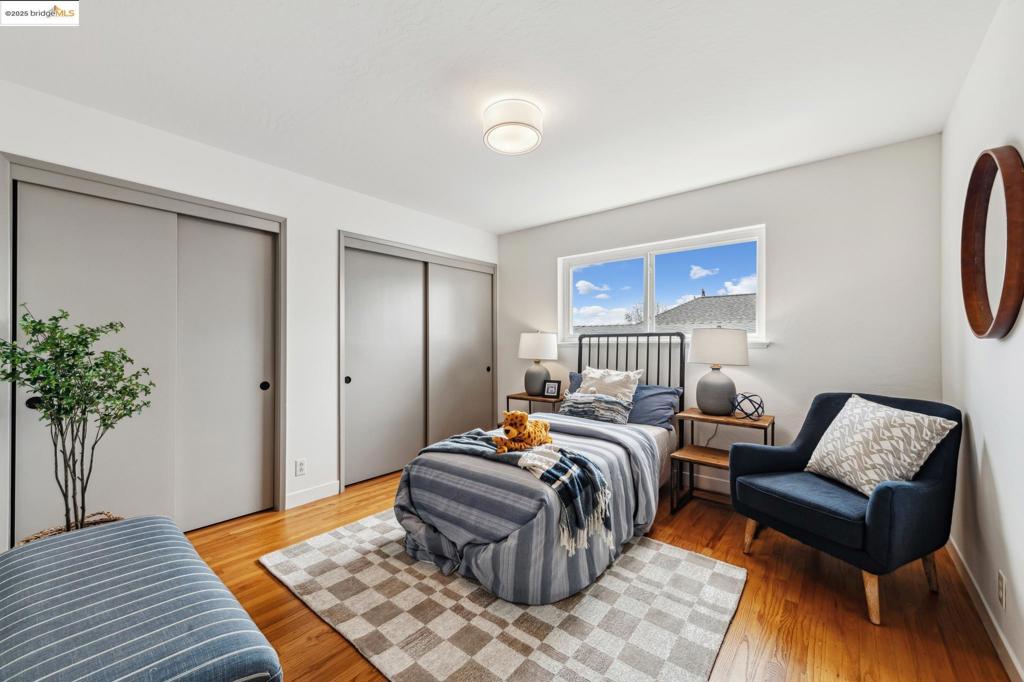 LINCOLN HIGHLAND - Residential