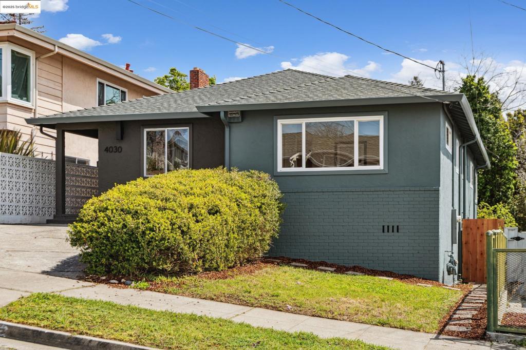 LINCOLN HIGHLAND - Residential