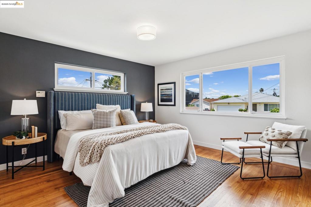 LINCOLN HIGHLAND - Residential