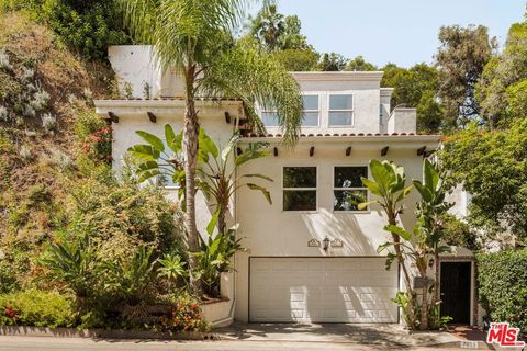 Photo of 7003 La Presa Drive, Los Angeles, CA 90068 (MLS # 26689015)