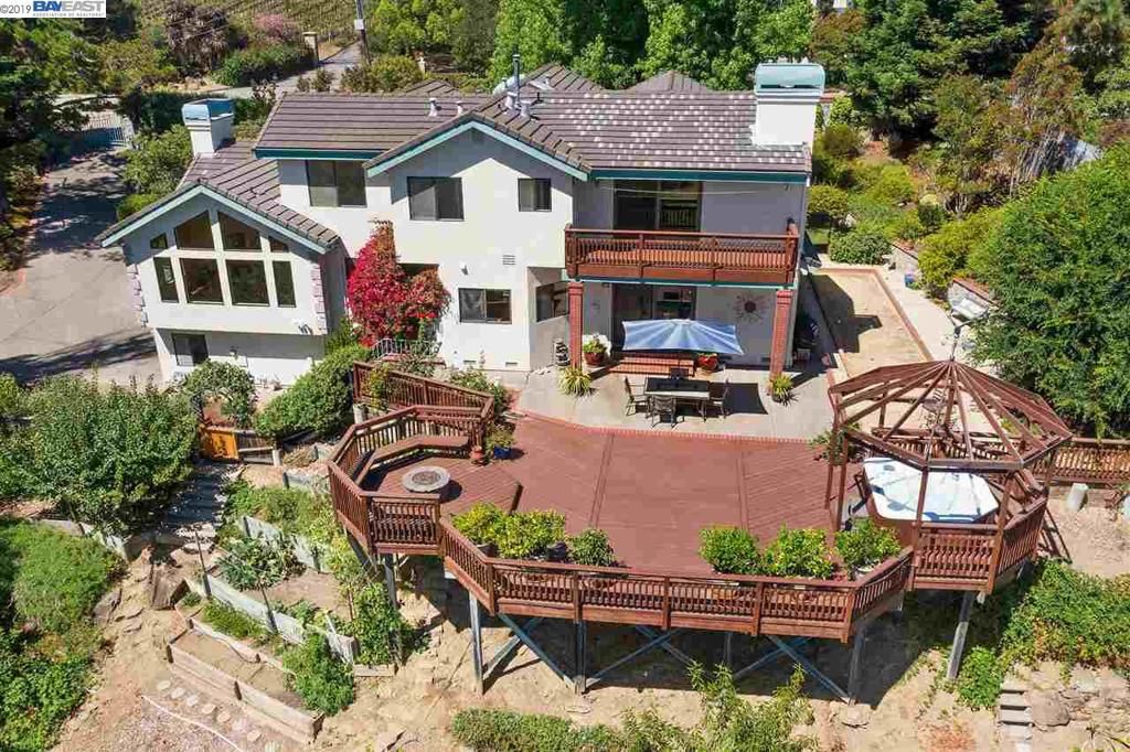 listing image 130726428995617196483