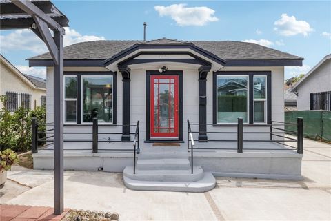 4562 W 17th Street Los Angeles CA 90019