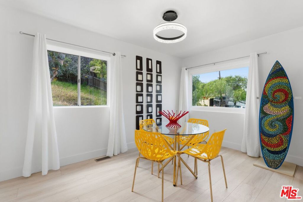 2850 Searidge Street