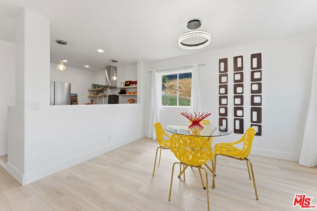 2850 Searidge Street