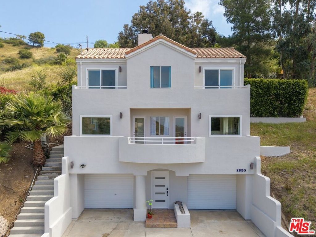 Photo of 2850 Searidge Street, Malibu, CA 90265 (MLS # 26691879)