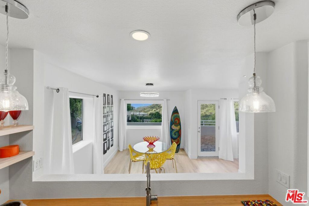 Photo of 2850 Searidge Street, Malibu, CA 90265 (MLS # 26691879)