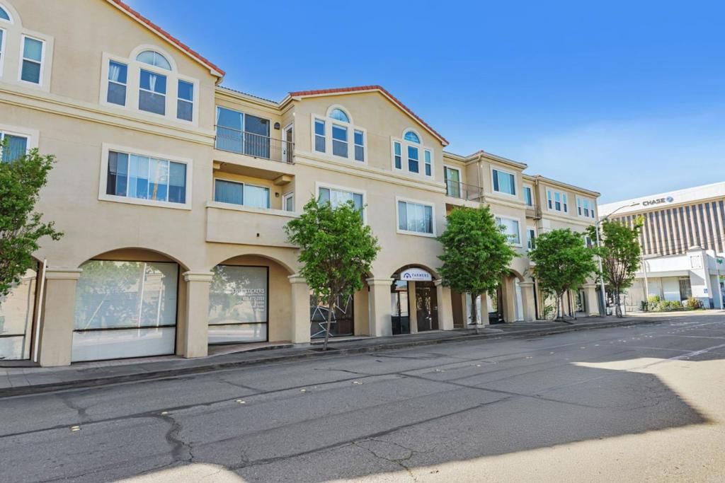 Photo of 88 17th Avenue #304, San Mateo, CA 94402 (MLS # ML82035822)