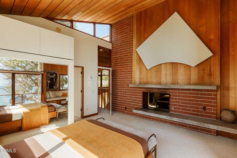 Tiny photo for 3674 W Pacific Coast Highway, Ventura, CA 93001 (MLS # V1-39374)