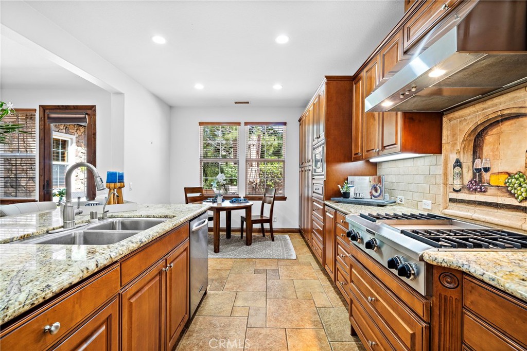 28 Drackert Lane, Ladera Ranch CA 92694 - Photo 30