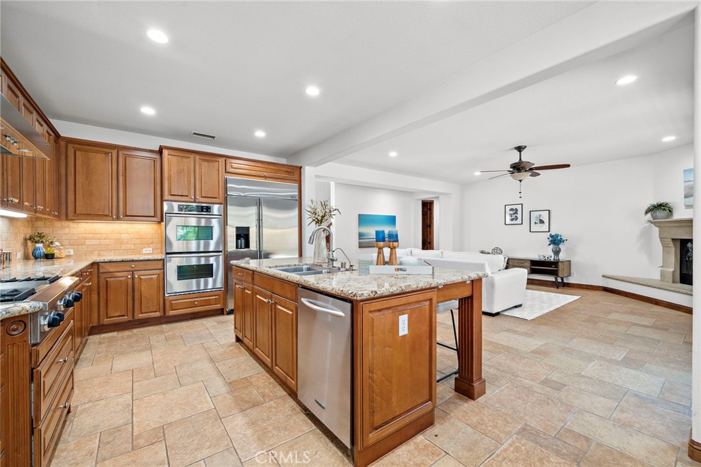 28 Drackert Lane, Ladera Ranch CA 92694 - Photo 9
