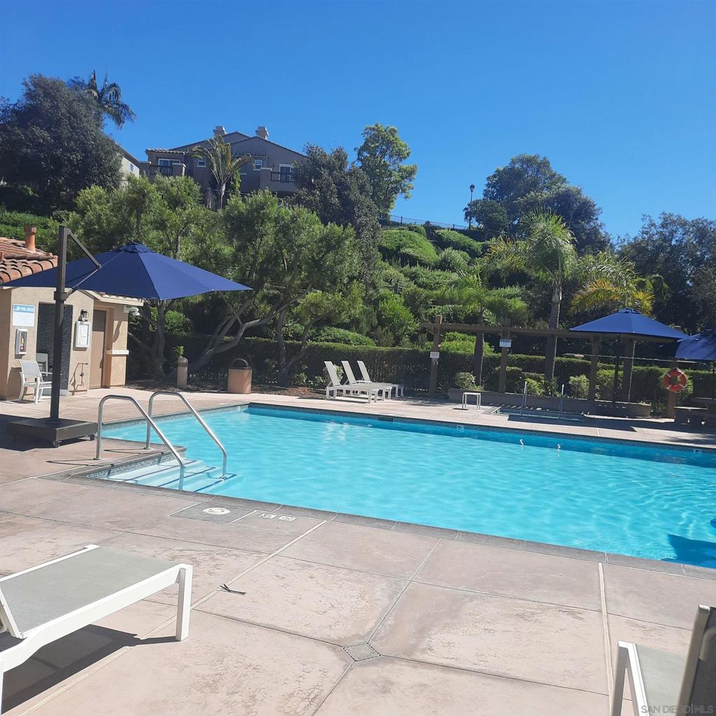 Gated Community. Private with large windows. Two story. Clean, carpeted flooring. Huge closets. There is a computer area right outside the hallway Attached bathroom. Central AC/Heat. Pool, spa in the community. washer/dryer use in the garage and all including a reserved parking and an attached one car garage. Walking distance to shopping, restaurants & UCSM.