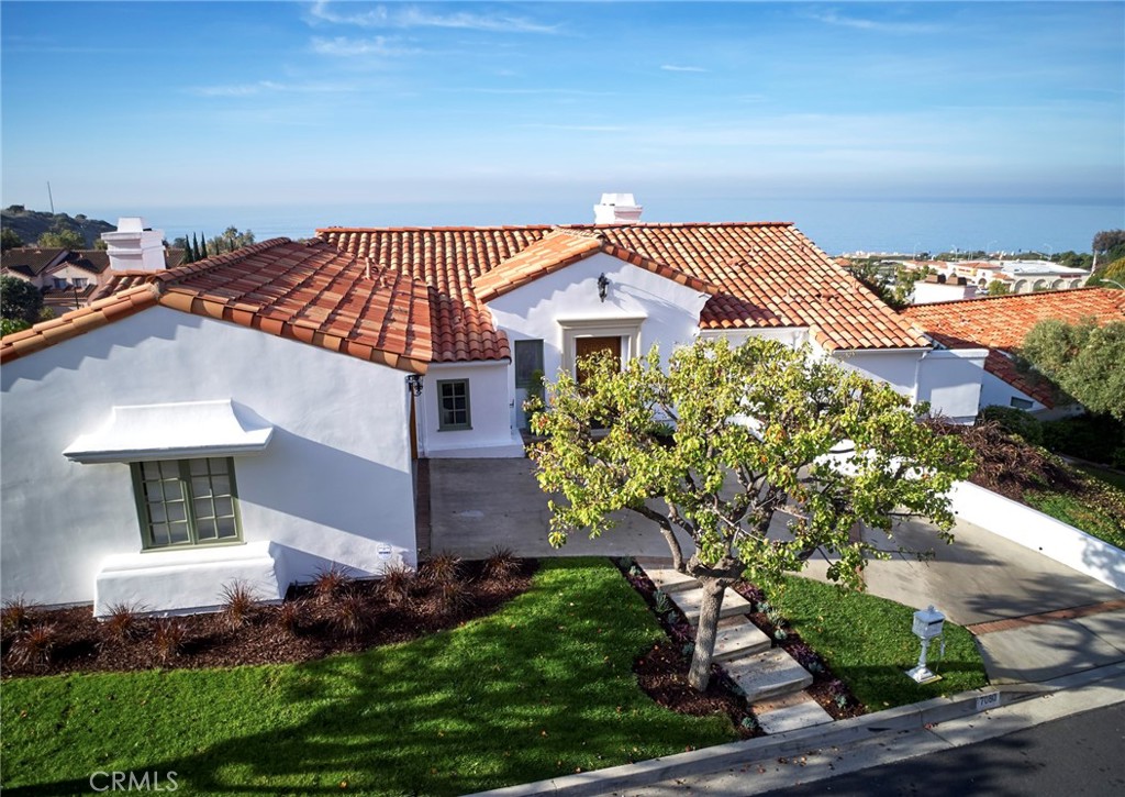 7080 Via Del Mar