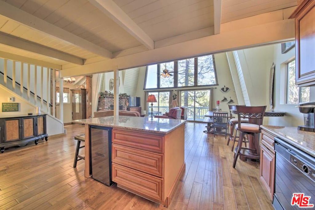 888 Grass Valley Road
