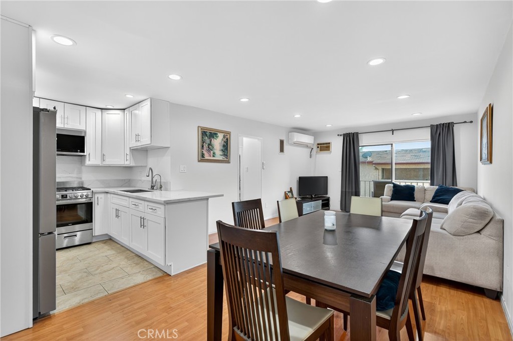 7826 Laurel Canyon Boulevard 17