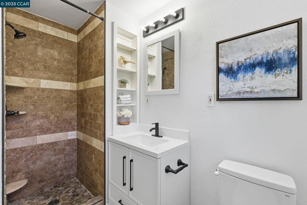 CAMINO VERDE - Residential