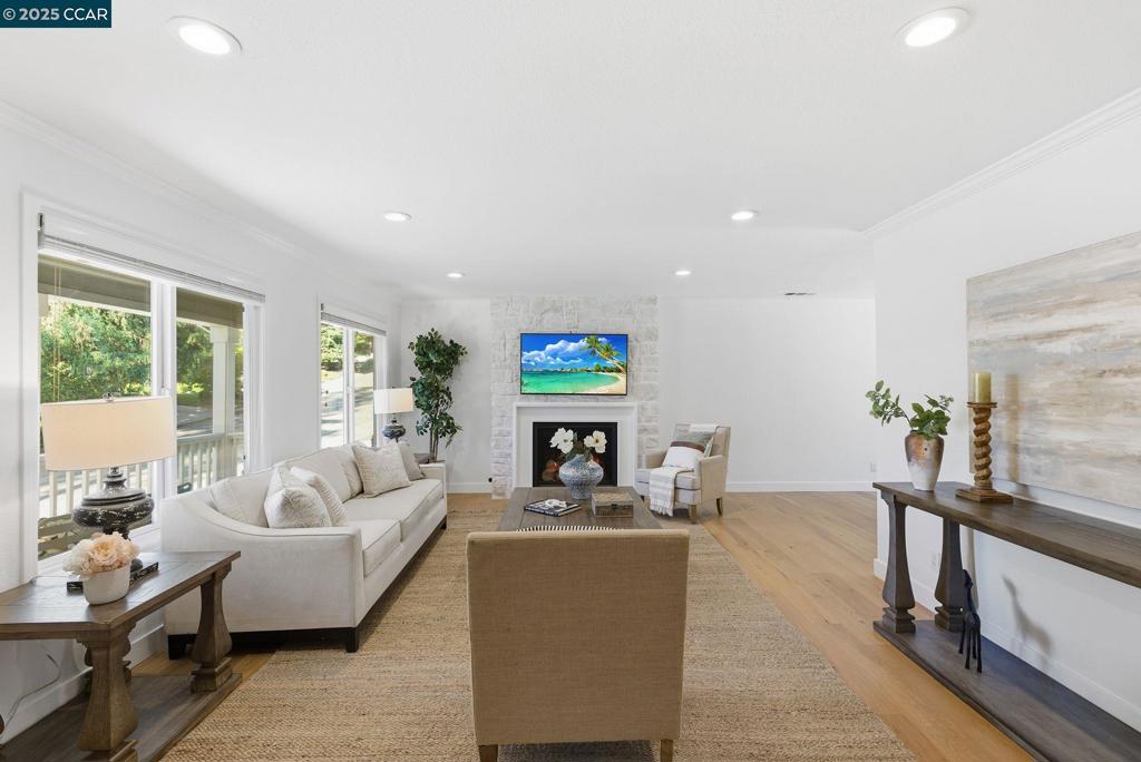 CAMINO VERDE - Residential