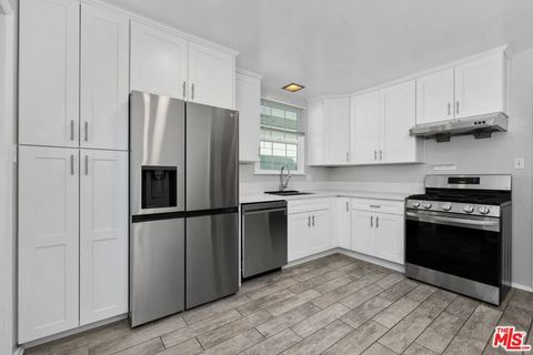 Tiny photo for 1019 Amherst Avenue, Los Angeles, CA 90049 (MLS # 26840869)