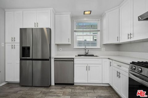 Tiny photo for 1019 Amherst Avenue, Los Angeles, CA 90049 (MLS # 26840869)