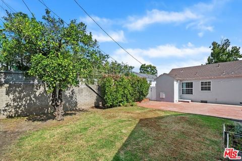 Tiny photo for 1019 Amherst Avenue, Los Angeles, CA 90049 (MLS # 26840869)