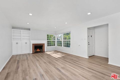 Tiny photo for 1019 Amherst Avenue, Los Angeles, CA 90049 (MLS # 26840869)