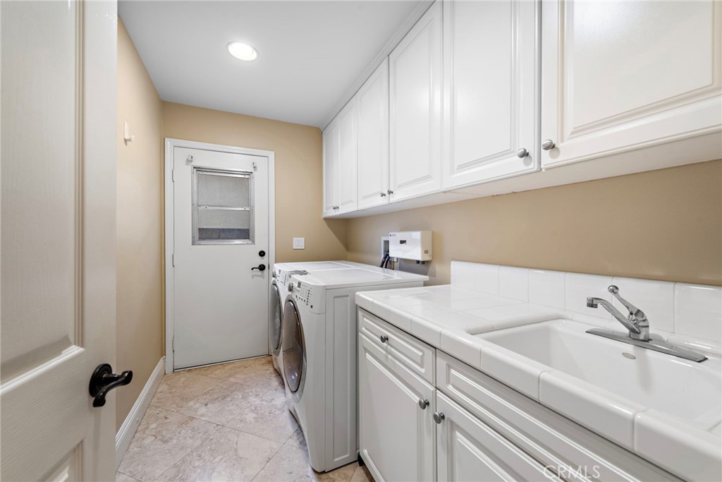 Hillcrest Estates (HILE) - Residential Lease