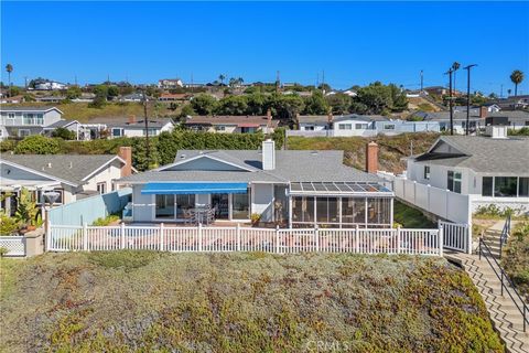Photo of 1806 W 25th St, San Pedro, CA 90732 (MLS # SB25243935) Photo of 1806 W 25th St, San Pedro, CA 90732 (MLS # SB25243935)