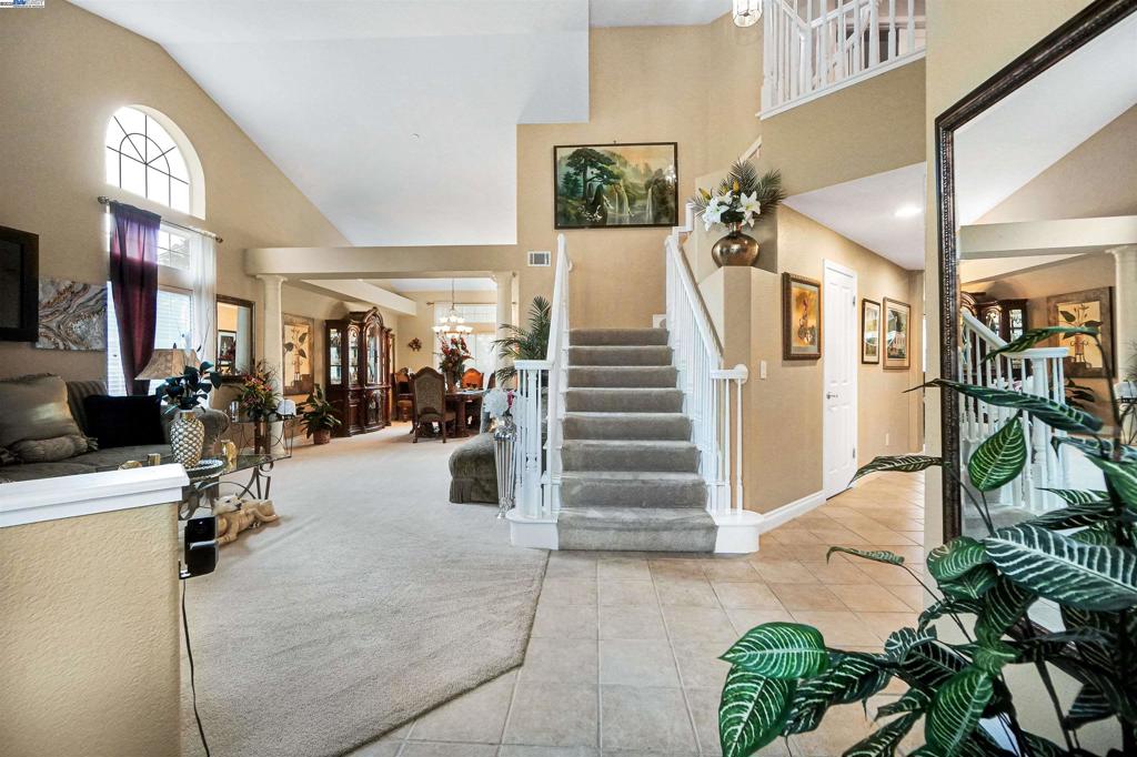 4520 Riding Club Ct