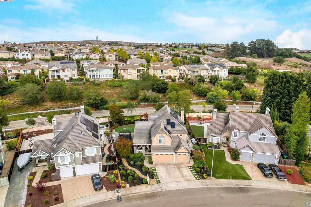 PROMINENCE - Residential
