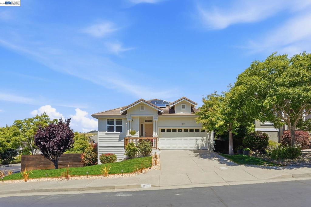 857 Bridgeway Cir